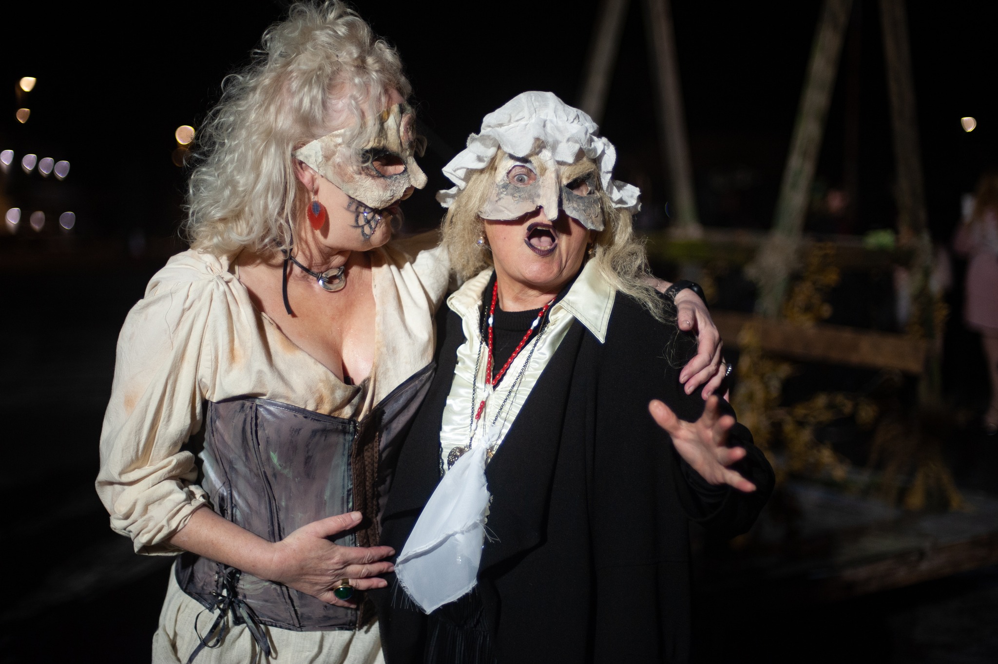 Street-performance-2